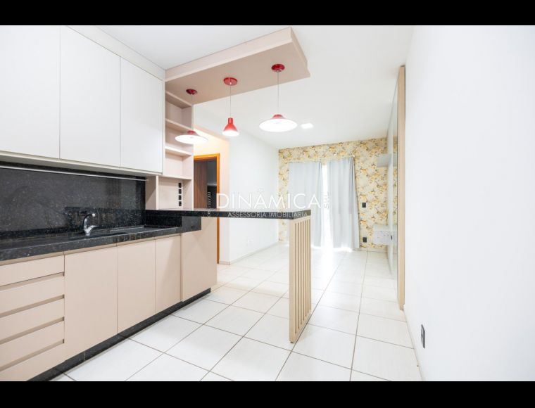 Apartamento no Bairro Itoupava Central em Blumenau com 2 Dormitórios e 56 m² - 3478944