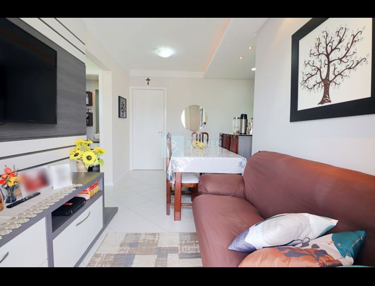 Apartamento no Bairro Itoupava Central em Blumenau com 2 Dormitórios e 47.9 m² - 4191802
