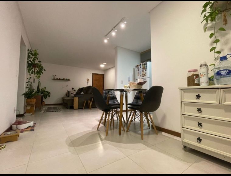 Apartamento no Bairro Itoupava Central em Blumenau com 2 Dormitórios (1 suíte) e 77.03 m² - 35718683