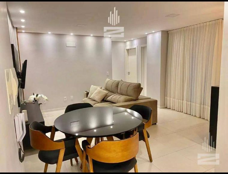 Apartamento no Bairro Itoupava Central em Blumenau com 2 Dormitórios (1 suíte) e 71 m²