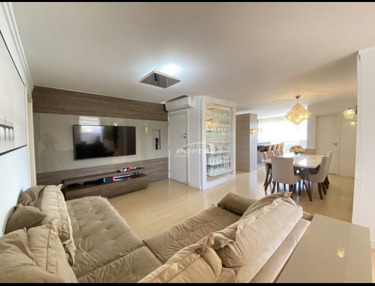 Apartamento no Bairro Itoupava Norte em Blumenau com 3 Dormitórios (3 suítes) e 132.45 m² - 35718044