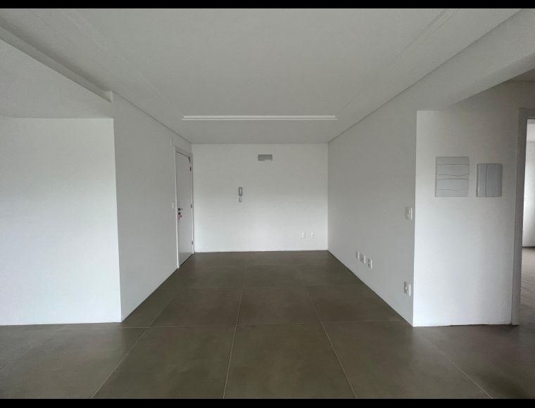 Apartamento no Bairro Itoupava Norte em Blumenau com 2 Dormitórios (1 suíte) e 89.9 m² - AP505V