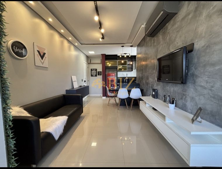 Apartamento no Bairro Itoupava Norte em Blumenau com 1 Dormitórios (1 suíte) e 39 m² - 1242