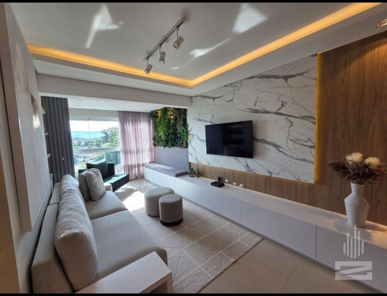 Apartamento no Bairro Itoupava Norte em Blumenau com 3 Dormitórios (1 suíte) e 96 m² - AP6759
