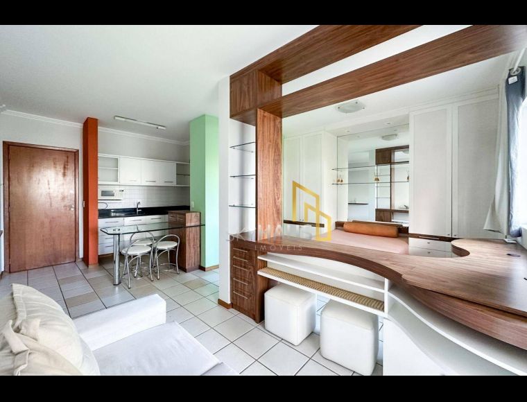 Apartamento no Bairro Itoupava Seca em Blumenau com 1 Dormitórios (1 suíte) e 36 m² - AP0313