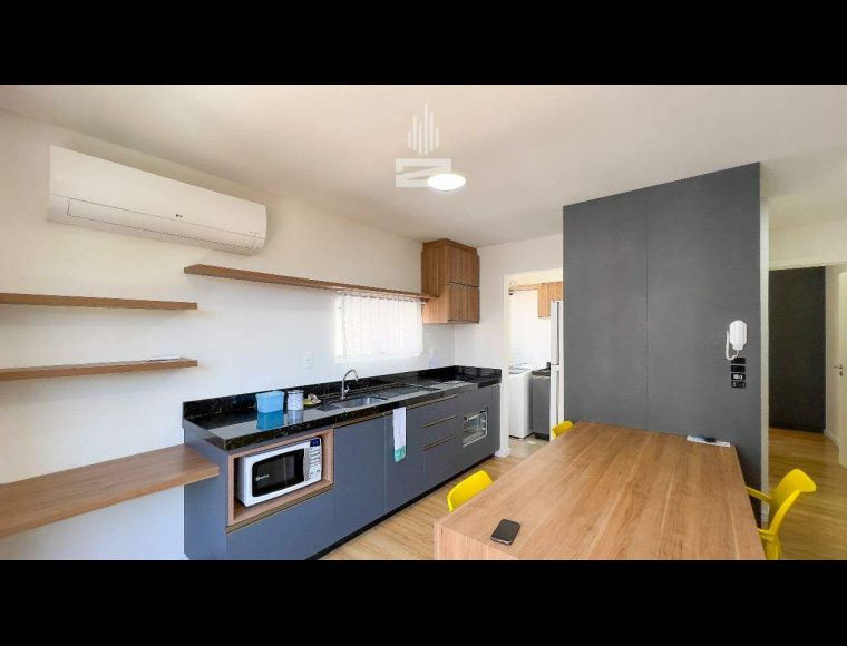 Apartamento no Bairro Itoupava Seca em Blumenau com 1 Dormitórios (1 suíte) e 47 m² - 8539
