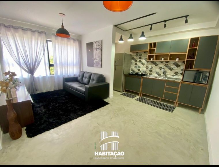 Apartamento no Bairro Itoupava Seca em Blumenau com 2 Dormitórios (1 suíte) - 3900634