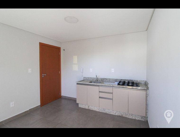 Apartamento no Bairro Itoupava Seca em Blumenau com 1 Dormitórios e 40 m² - 6327