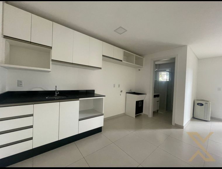 Apartamento no Bairro Itoupava Seca em Blumenau com 1 Dormitórios e 26.7 m² - 3316135