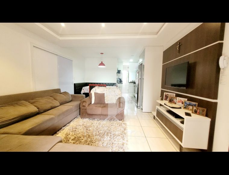 Apartamento no Bairro Itoupavazinha em Blumenau com 3 Dormitórios (1 suíte) e 78 m² - 4660300