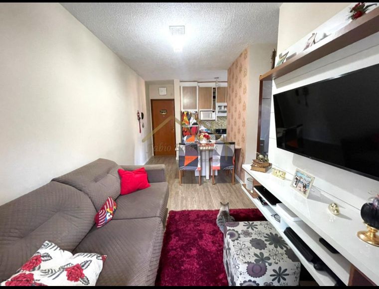Apartamento no Bairro Itoupavazinha em Blumenau com 2 Dormitórios e 51 m² - 795