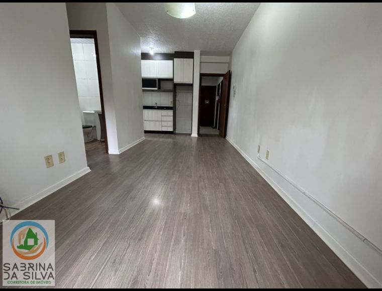 Apartamento no Bairro Itoupavazinha em Blumenau com 2 Dormitórios e 50 m² - 2190