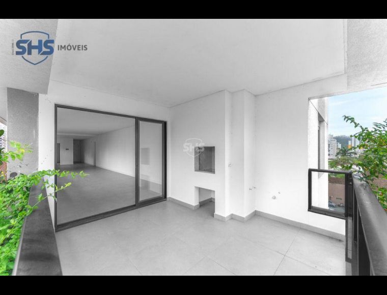 Apartamento no Bairro Jardim Blumenau em Blumenau com 4 Dormitórios (4 suítes) e 218 m² - AP5587