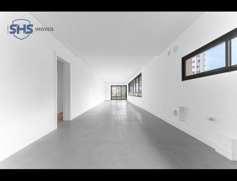 Apartamento no Bairro Jardim Blumenau em Blumenau com 4 Dormitórios (4 suítes) e 218 m² - AP5587