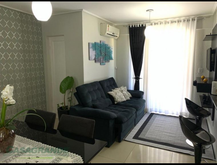 Apartamento no Bairro Nova Esperança em Blumenau com 2 Dormitórios e 53.28 m² - 3342243