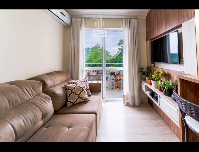 Apartamento no Bairro Passo Manso em Blumenau com 3 Dormitórios (1 suíte) e 71 m² - 8902
