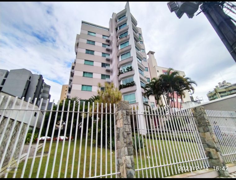 Apartamento no Bairro Ponta Aguda em Blumenau com 3 Dormitórios (1 suíte) e 173 m² - 4160398
