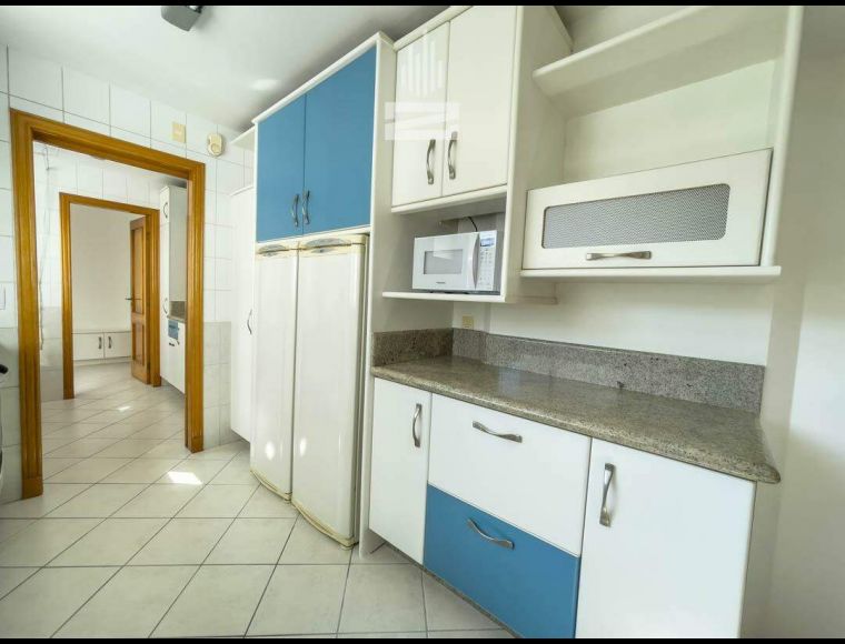 Apartamento no Bairro Ponta Aguda em Blumenau com 4 Dormitórios (2 suítes) e 169 m² - 7588