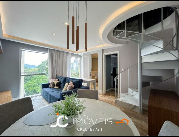 Apartamento no Bairro Ponta Aguda em Blumenau com 2 Dormitórios e 66 m² - AP0143
