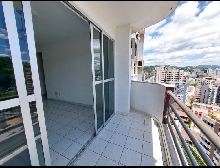 Apartamento no Bairro Ponta Aguda em Blumenau com 3 Dormitórios (1 suíte) e 131.69 m² - 3574392