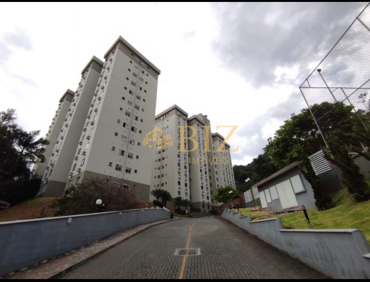 Apartamento no Bairro Ribeirão Fresco em Blumenau com 2 Dormitórios e 68 m² - 0186