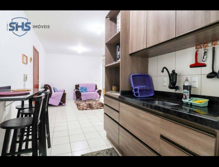Apartamento no Bairro Ribeirão Fresco em Blumenau com 2 Dormitórios e 61 m² - AP5278