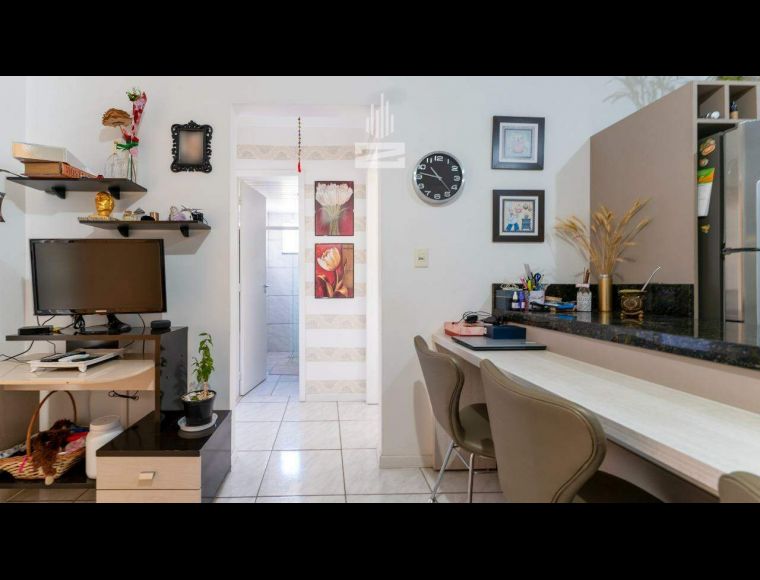 Apartamento no Bairro Ribeirão Fresco em Blumenau com 2 Dormitórios e 46 m² - 8107