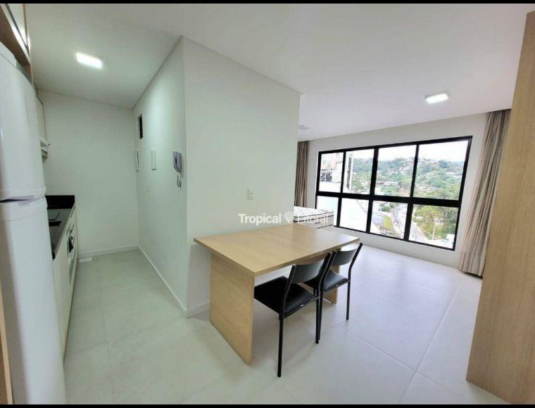Apartamento no Bairro Ribeirão Fresco em Blumenau com 1 Dormitórios e 30 m² - AP3596-L