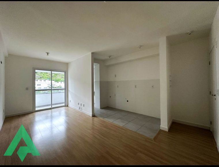 Apartamento no Bairro Ribeirão Fresco em Blumenau com 2 Dormitórios e 73.55 m² - 1335589
