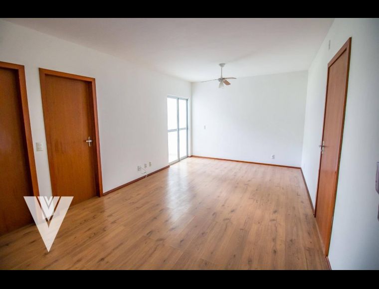 Apartamento no Bairro Ribeirão Fresco em Blumenau com 2 Dormitórios e 58 m² - AP0347
