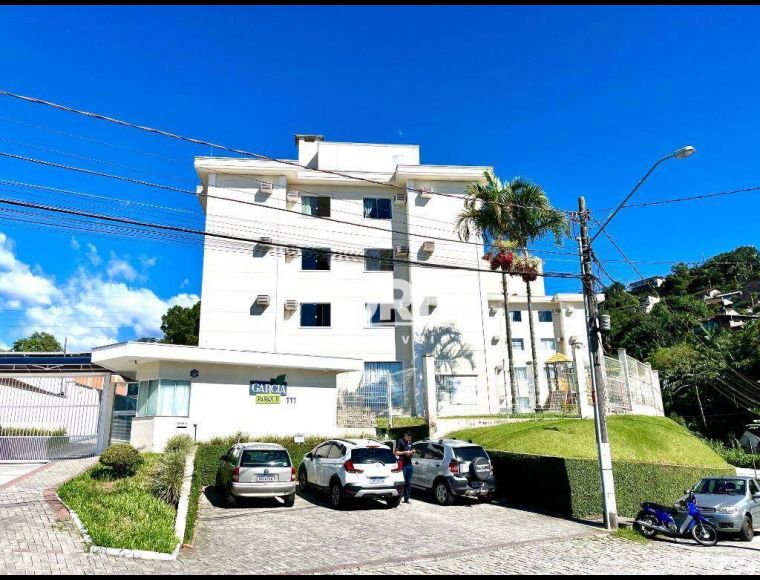 Apartamento no Bairro Valparaiso em Blumenau com 2 Dormitórios e 76 m² - AP1416