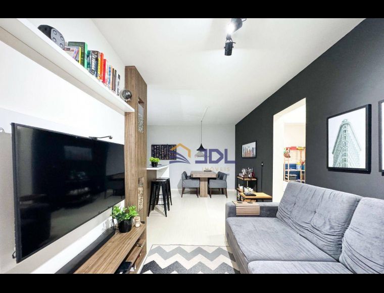 Apartamento no Bairro Velha em Blumenau com 2 Dormitórios (1 suíte) e 113 m² - AP1653