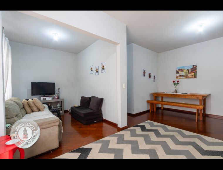 Apartamento no Bairro Velha em Blumenau com 2 Dormitórios - 2193