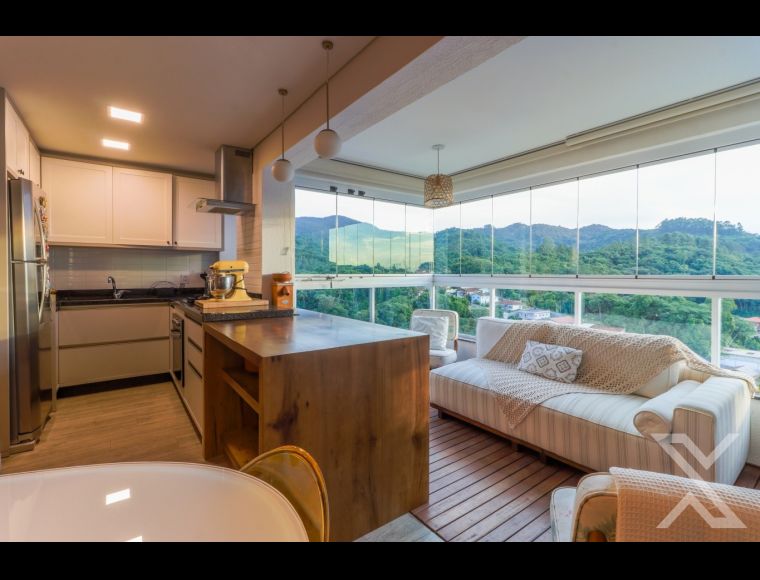 Apartamento no Bairro Velha em Blumenau com 3 Dormitórios (1 suíte) e 102.98 m² - 3319861