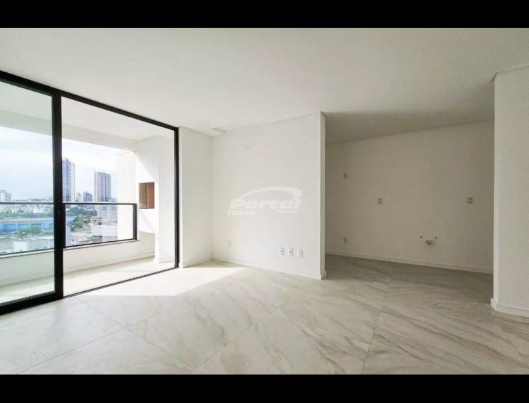 Apartamento no Bairro Velha em Blumenau com 2 Dormitórios (2 suítes) e 69 m² - 35721199