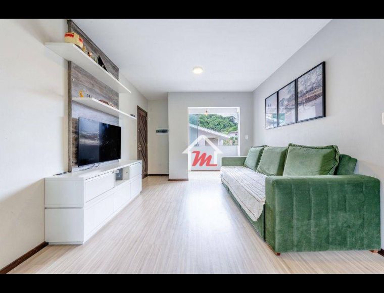 Apartamento no Bairro Velha em Blumenau com 3 Dormitórios (1 suíte) e 77 m² - AP0466
