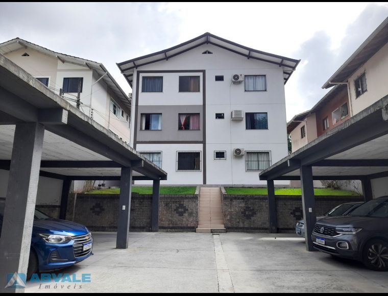 Apartamento no Bairro Velha em Blumenau com 3 Dormitórios e 100 m² - 6580355