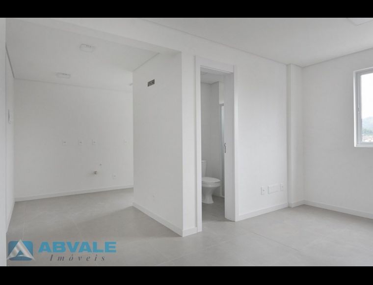 Apartamento no Bairro Velha em Blumenau com 1 Dormitórios e 28.5 m² - 6581654