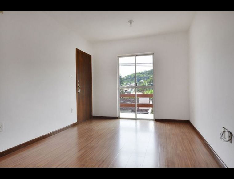 Apartamento no Bairro Velha Central em Blumenau com 2 Dormitórios e 66 m² - 6582051