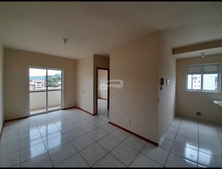 Apartamento no Bairro Velha Central em Blumenau com 2 Dormitórios e 60 m²