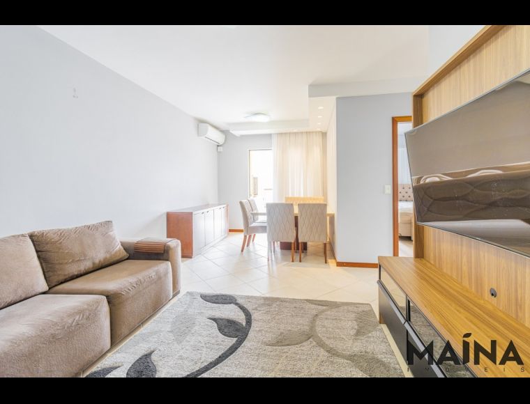 Apartamento no Bairro Victor Konder em Blumenau com 2 Dormitórios (1 suíte) e 82 m² - 6311767