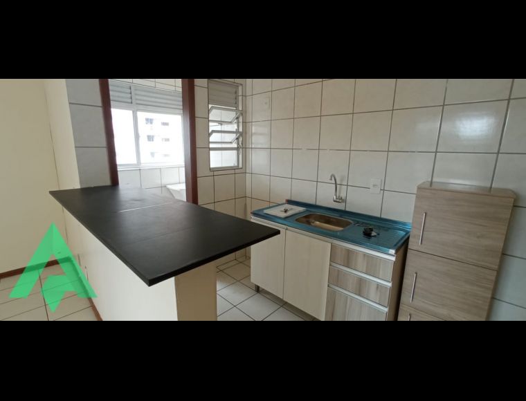 Apartamento no Bairro Victor Konder em Blumenau com 1 Dormitórios e 74 m² - 1335965