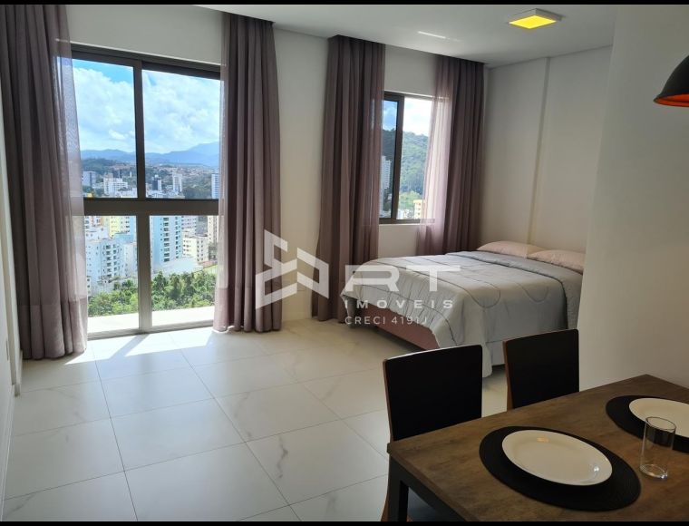Apartamento no Bairro Victor Konder em Blumenau com 1 Dormitórios e 35 m²