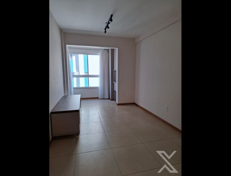 Apartamento no Bairro Victor Konder em Blumenau com 1 Dormitórios e 42 m² - 3319863