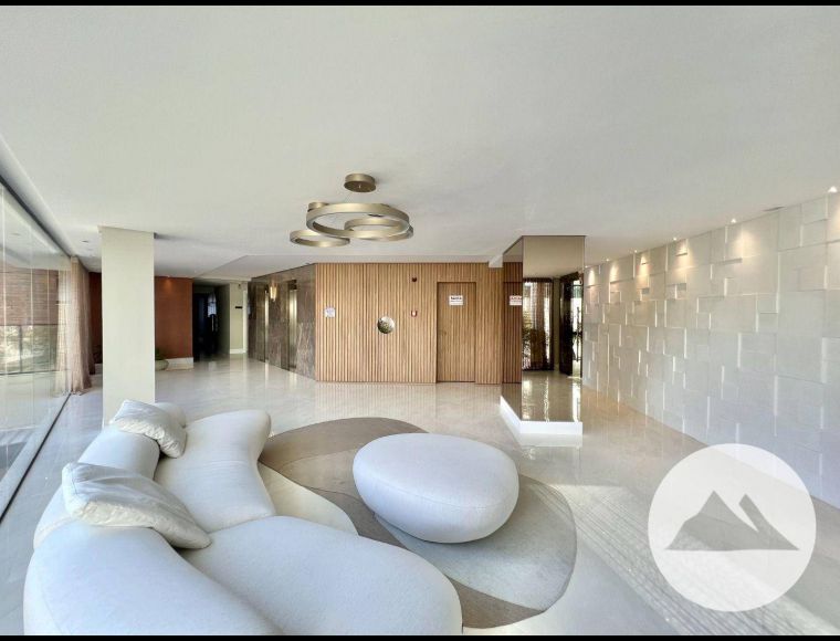 Apartamento no Bairro Victor Konder em Blumenau com 3 Dormitórios (3 suítes) e 138 m² - AP0150