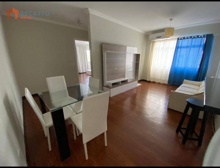 Apartamento no Bairro Victor Konder em Blumenau com 1 Dormitórios e 45 m² - AP0320