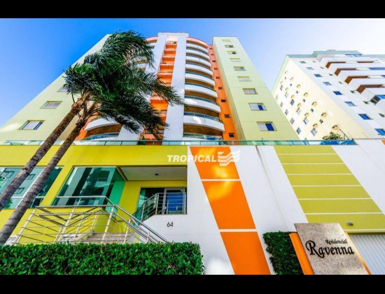 Apartamento no Bairro Victor Konder em Blumenau com 2 Dormitórios (1 suíte) - AP3025