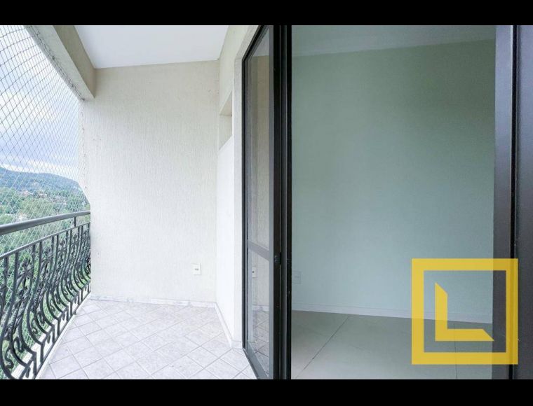 Apartamento no Bairro Vila Formosa em Blumenau com 2 Dormitórios (2 suítes) e 113 m² - AP1139