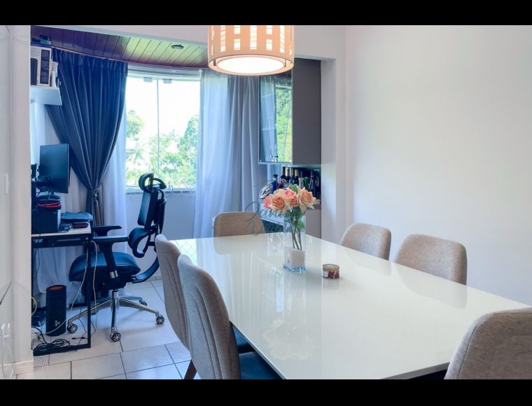 Apartamento no Bairro Vila Formosa em Blumenau com 3 Dormitórios (1 suíte) e 92 m² - 6432598