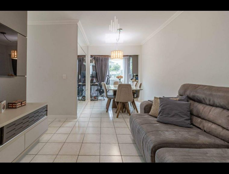 Apartamento no Bairro Vila Formosa em Blumenau com 3 Dormitórios (1 suíte) e 92 m² - 7264